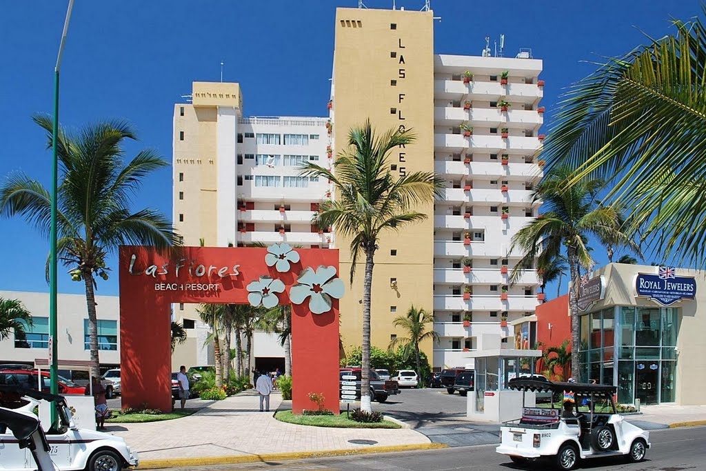 Hotel Las Flores Beach Resort Mazatlán ⭐⭐⭐⭐ | Playa | Zona Dorada