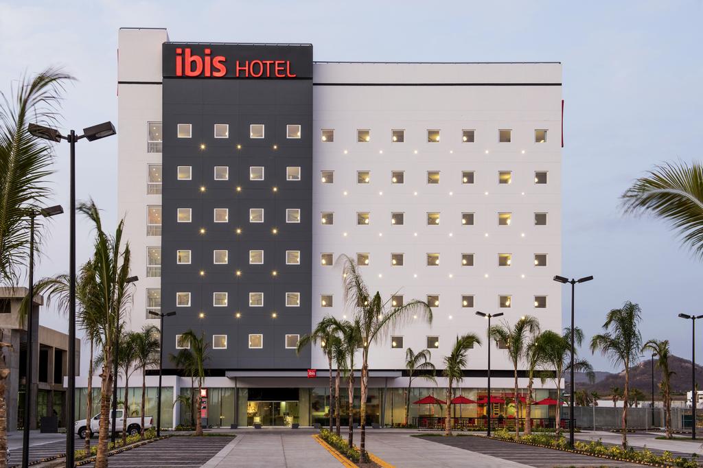 Hotel Ibis Mazatlán Marina ⭐⭐⭐⭐ | Galerías
